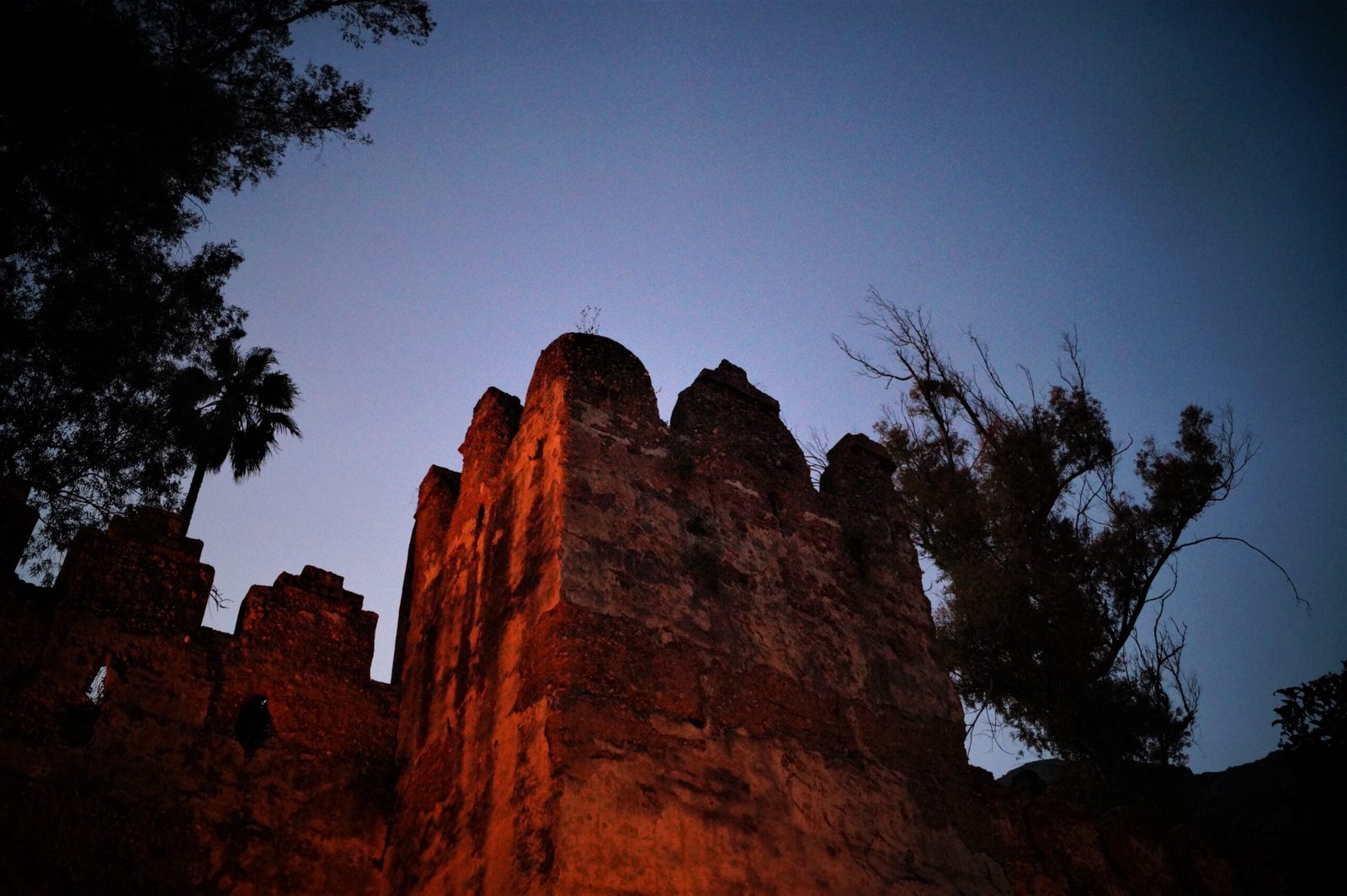 Plaza Uta el-Hammam and Kasbah Chefchaouen